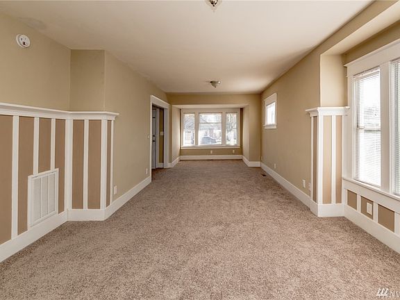 4th image of 4328 4330 S Park Ave