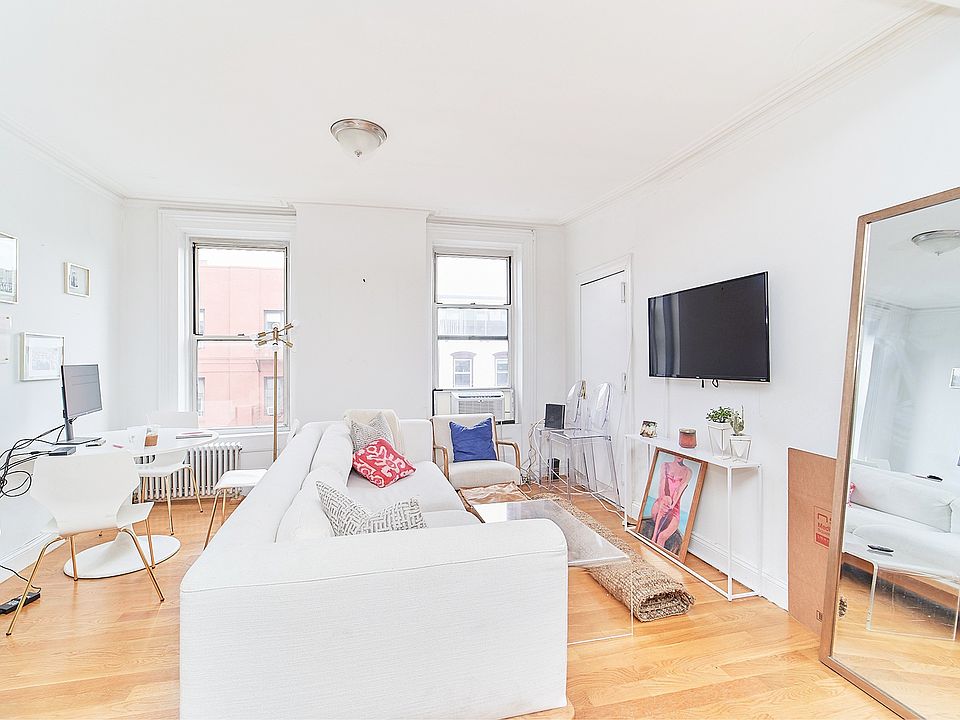 1st image of 48 1/2 E 7th St #4