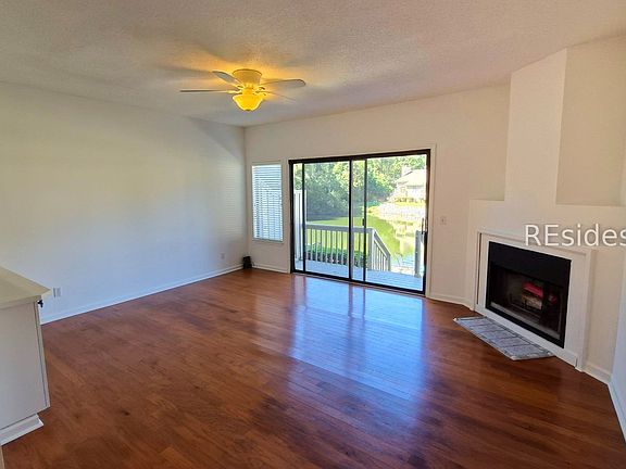 3rd image of 5 Gumtree Road UNIT L7