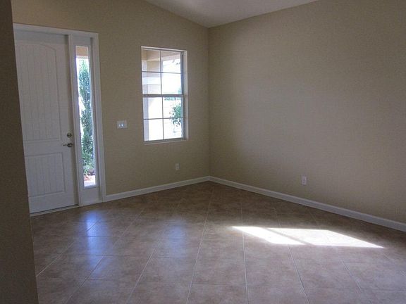 2661 SW Gallery Circle
