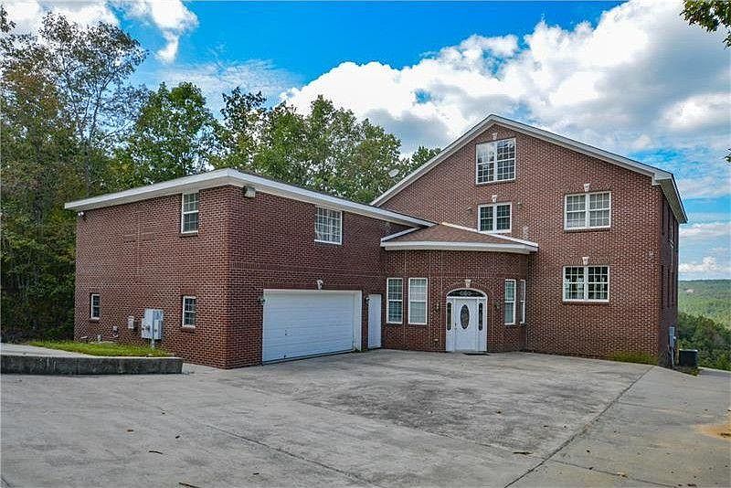 Apartment is above the Garage