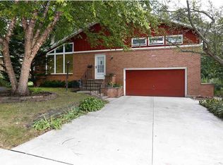 1215 Chelsea Ave, Rockford, IL 61107