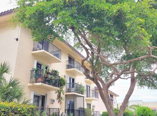 830 Wiggins Pass Rd #0, Naples, FL 34110