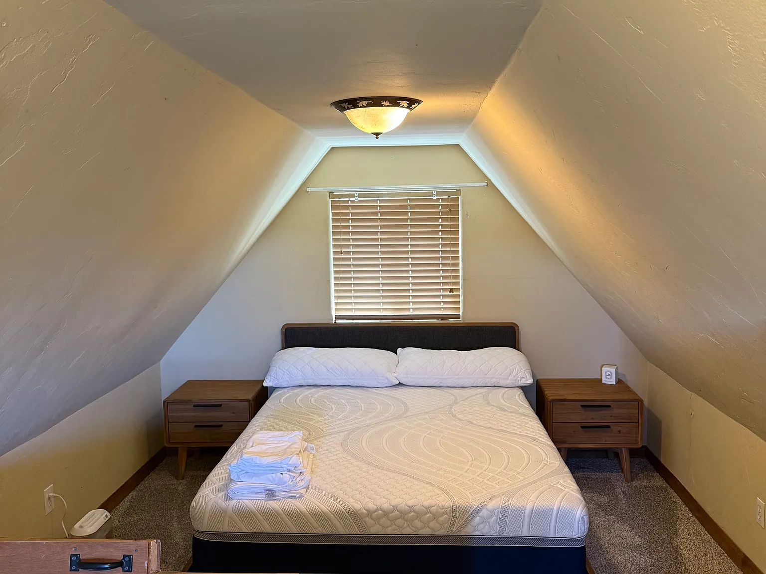 314 Emerald Dr — Photo 3