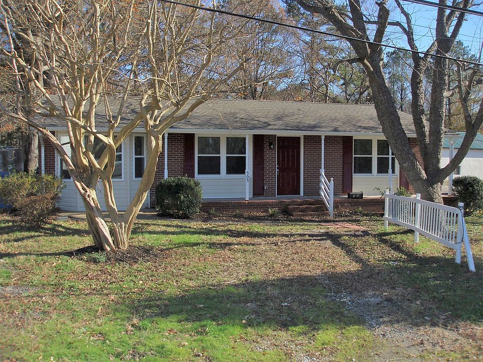 1st image of 505 Centerville Tpke N