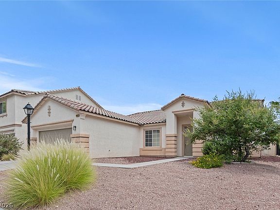 3rd image of 4512 Dawn Peak St