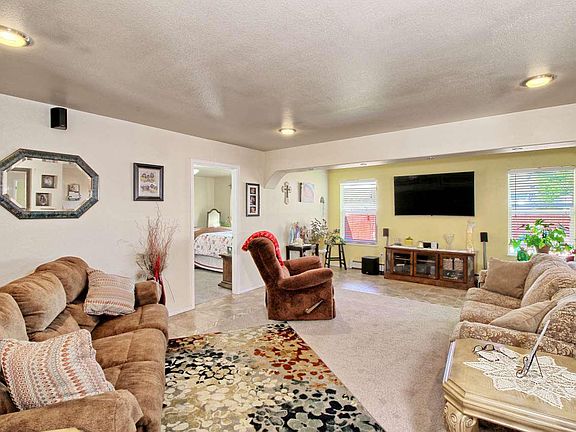 2nd image of 563 E Valley Dr