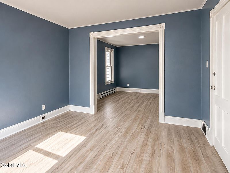 3rd image of 427 6th Avenue