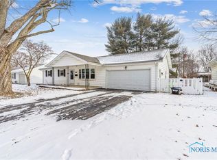 2001 Westview Dr, Findlay, OH 45840