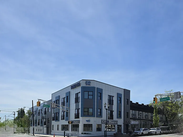 512 Kearny Ave #201 — Photo 3