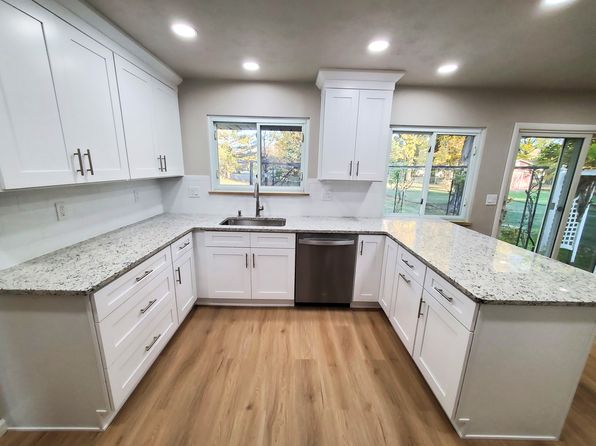489 Karl Dr