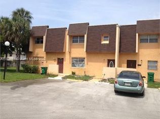 5734 Blueberry Ct #41, Fort Lauderdale, FL 33313