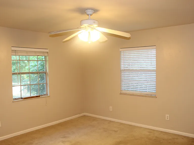 1309 Bonnie Dr — Photo 7