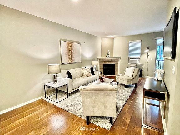 5th image of 16111 NE 90th Way Unit 3402