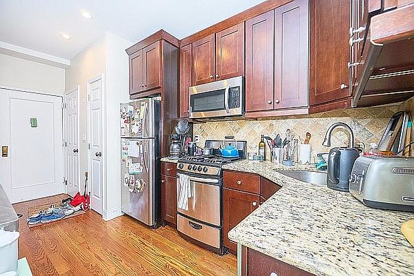1st image of 282 W 115th St APT 4