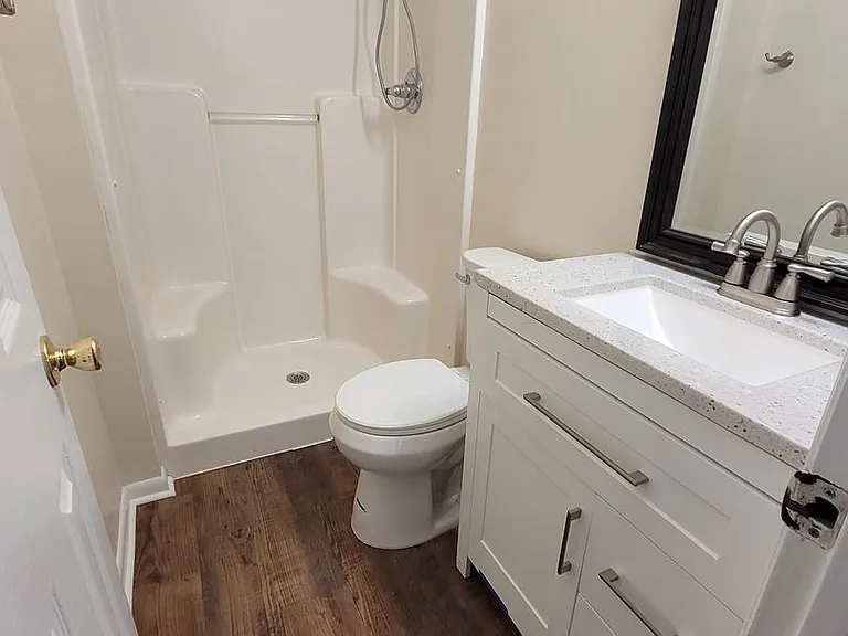 104B Embleton Ct — Photo 7