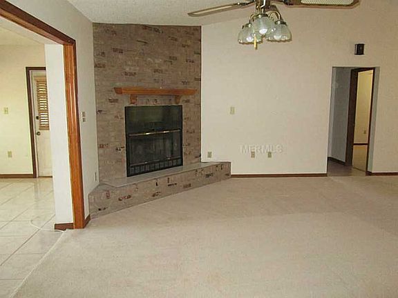 3rd image of 12555 Blue Heron Way