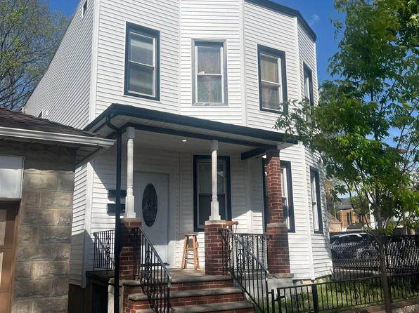 88 Centre Ave, Secaucus, NJ 07094