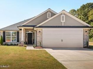 5942 Uselton Dr, Southaven, MS 38672