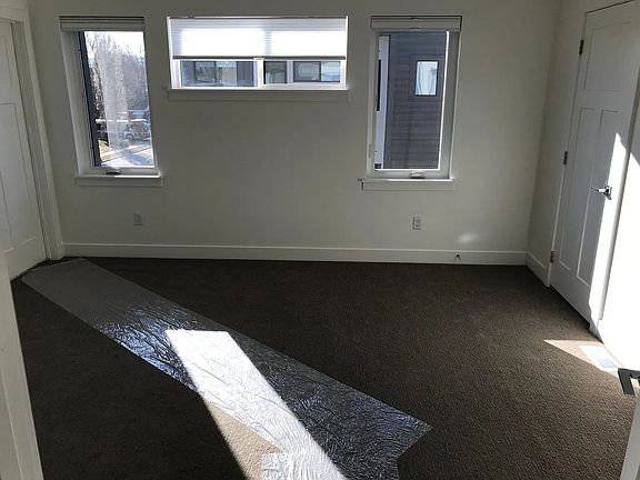 5th image of 3007 S Elgin Hill Ct