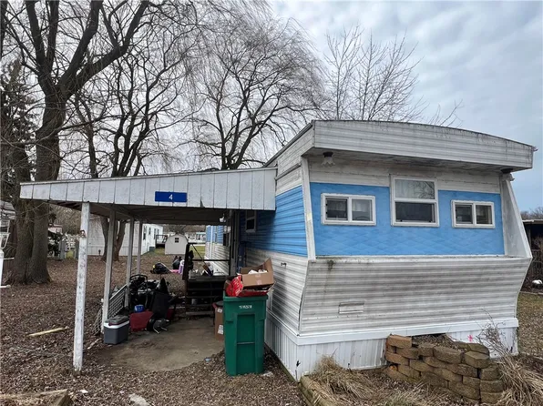 4 Diane Ct, Mc Kean, PA 16426