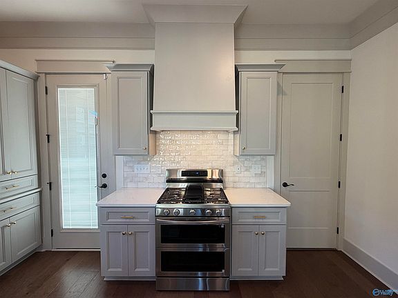 5th image of 248 Haystack Dr