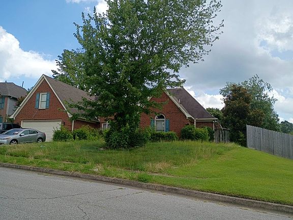 2nd image of 8941 Dewberry Ln