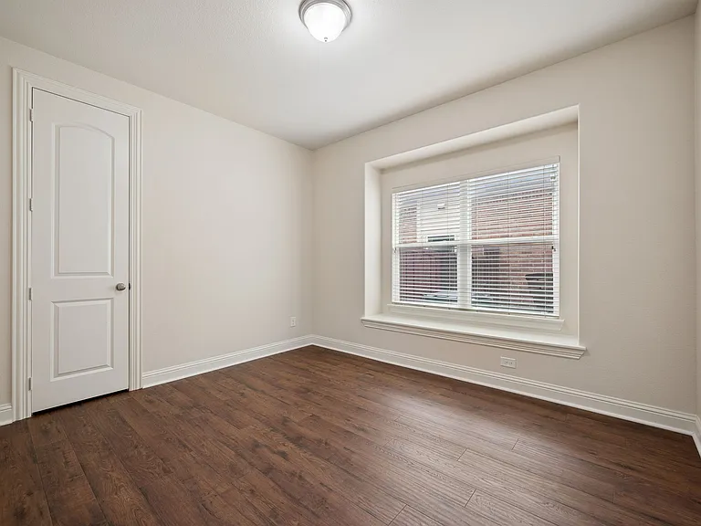 9813 Karlovich Dr — Photo 21