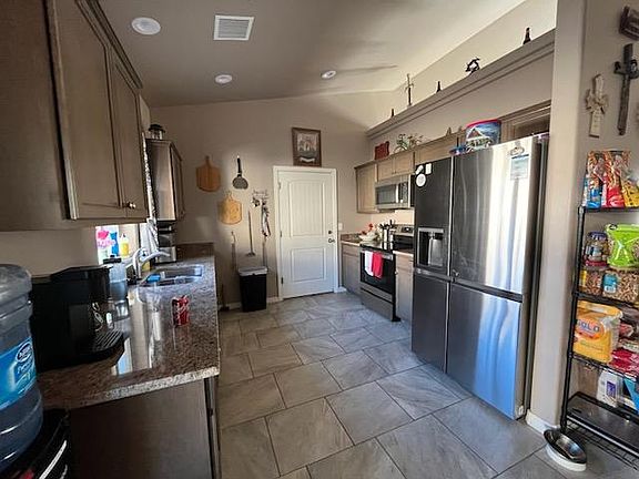 3rd image of 2603 Harrod Ave