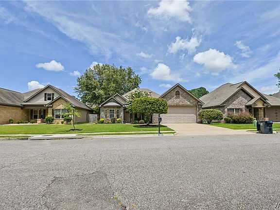 2nd image of 3114 Birch Way