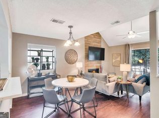 1114 Falling Water Dr SE, Smyrna, GA 30080