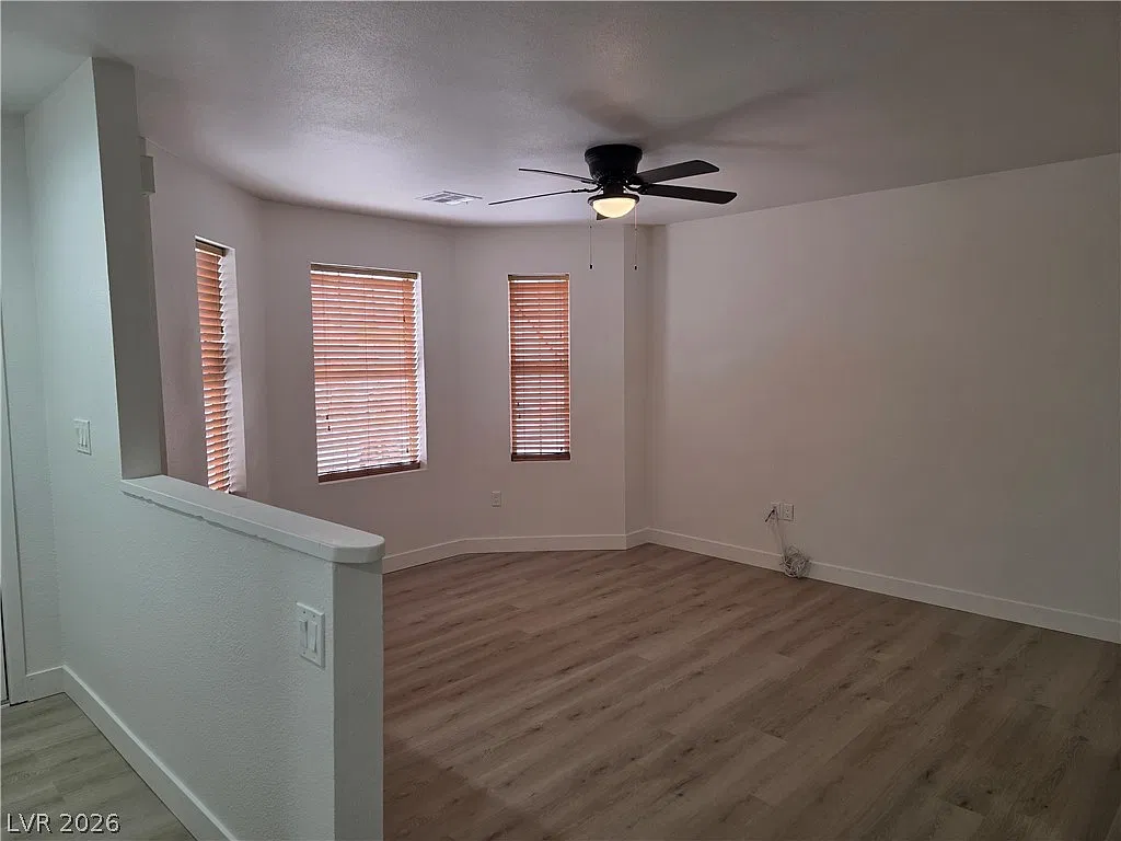4 bed, 2.5 bath, 1713 sqft, $1,850 — Photo 3