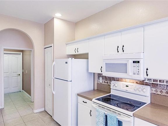 5th image of 1318 Nebraska Ln
