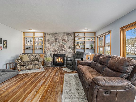 5th image of 126 Trickovic Ln