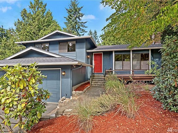 3rd image of 6709 180th St SW