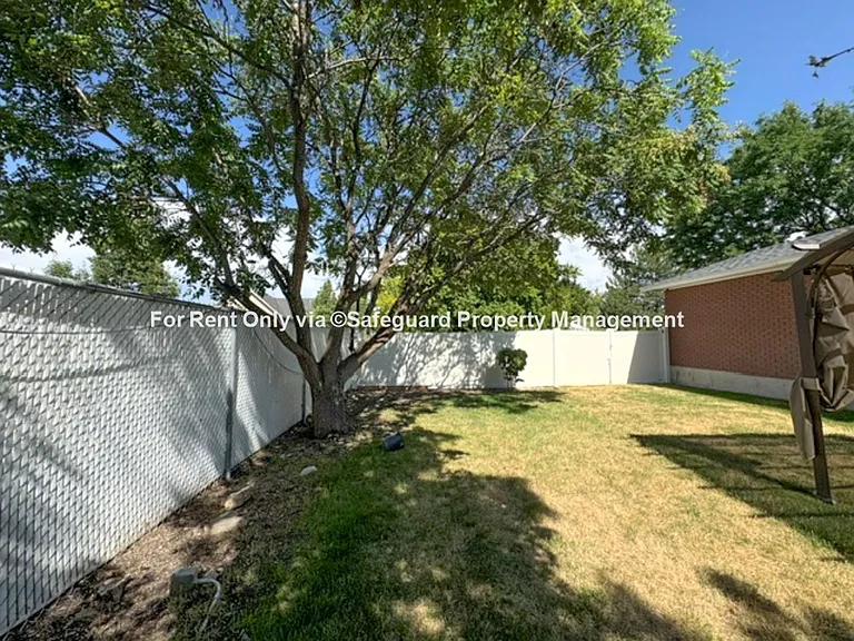 7514 S 2540 W — Photo 29