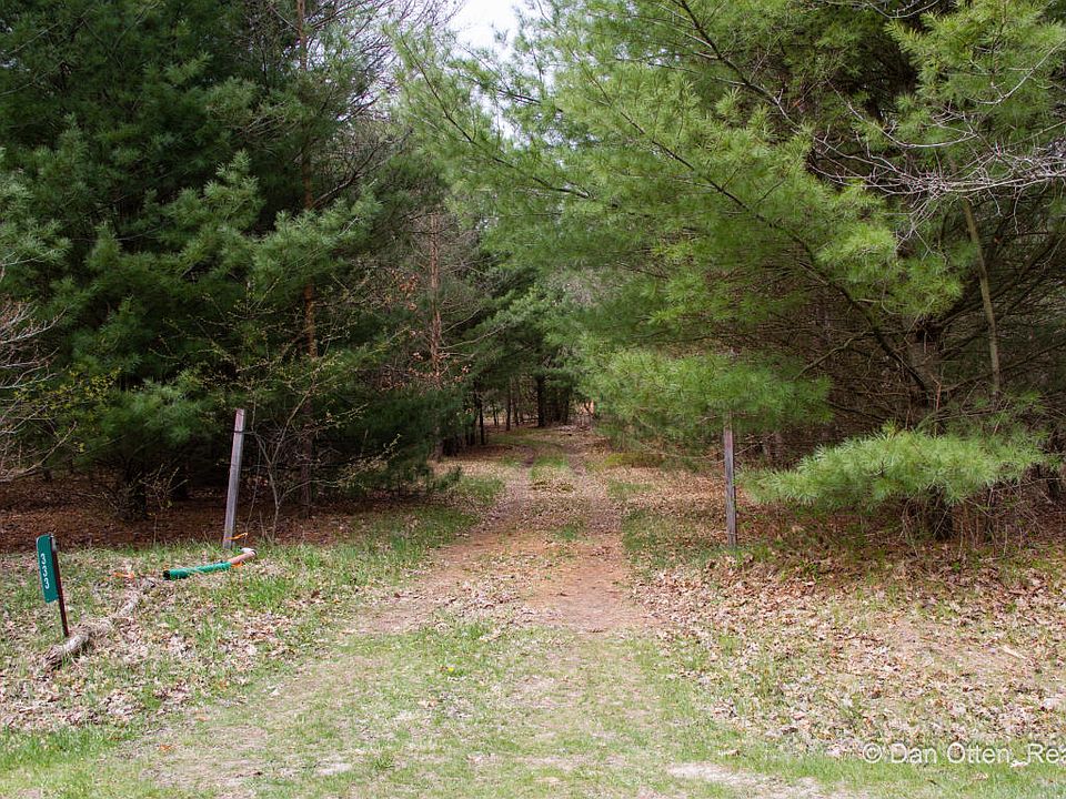 1st image of 333 E Pierce Dr