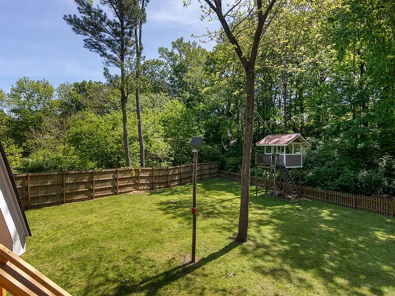 1106 Ogrady Dr — Photo 37