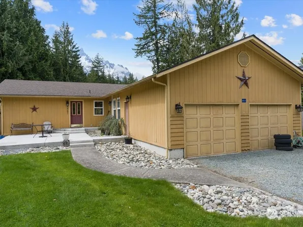 413 Trail Street W, Darrington, WA 98241