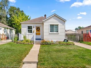 3855 18th St, Wyandotte, MI 48192