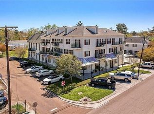 635 Lafitte St APT 1, Mandeville, LA 70448