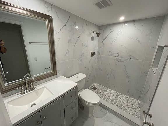 2nd image of 533 Menendez Ave #A