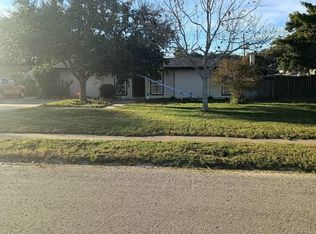 3110 Meadow Ridge Dr, Corpus Christi, TX 78418