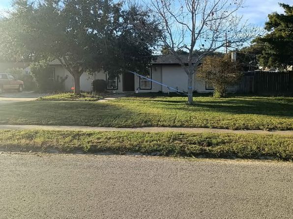 3110 Meadow Ridge Dr