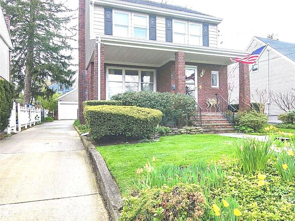 2nd image of 337 Livingston Pl