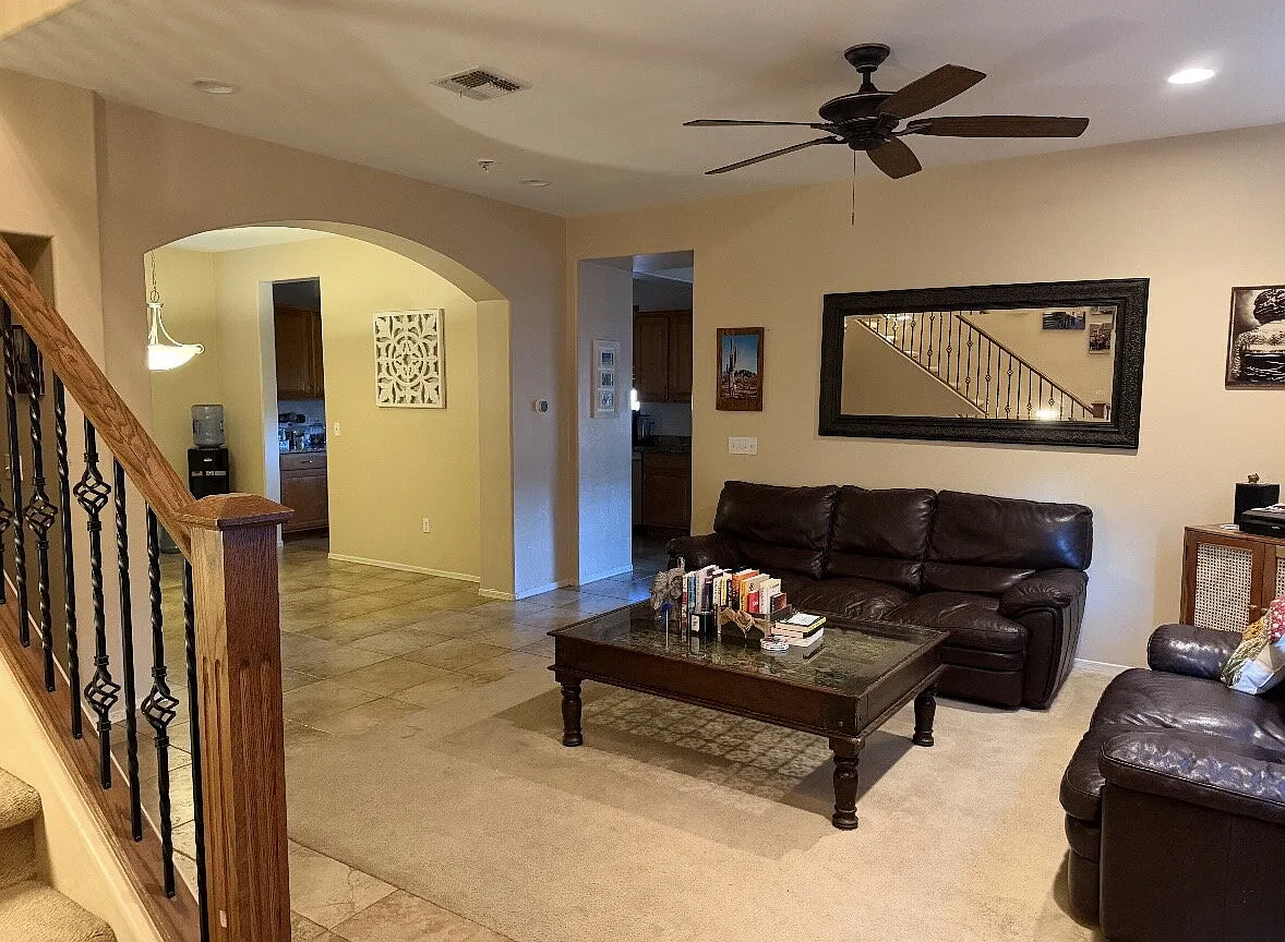 4 bed, 3.0 bath, 2324 sqft, $2,300 — Photo 4