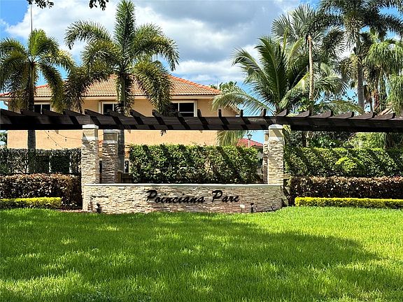 5th image of 14034 S Forest Oak Cir