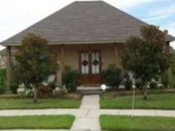 1802 Springtime Dr, Baton Rouge, LA 70810