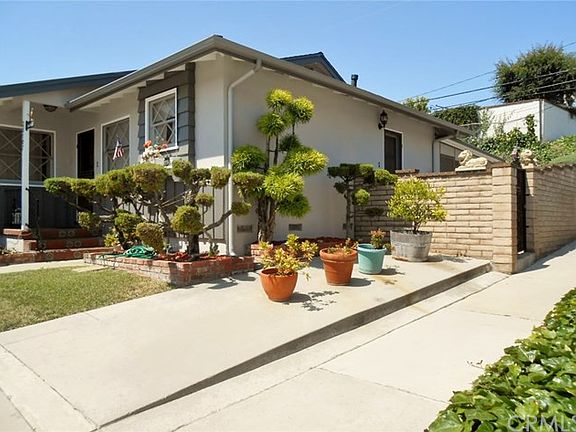 3rd image of 28707 N Enrose Ave