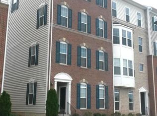 43849 Centergate Dr, Ashburn, VA 20148